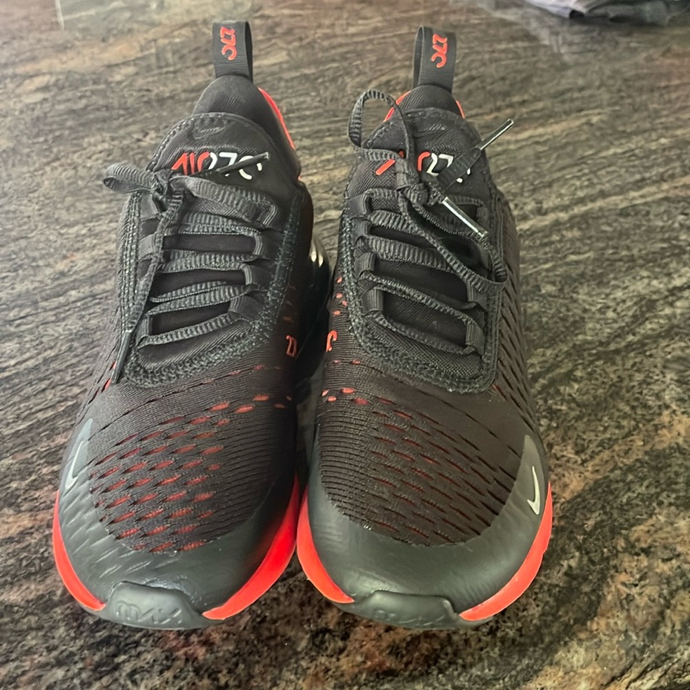 Nike air max 270 size 5Y hardly worn